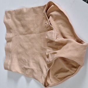 Empetua Shaping Brief Size M/L